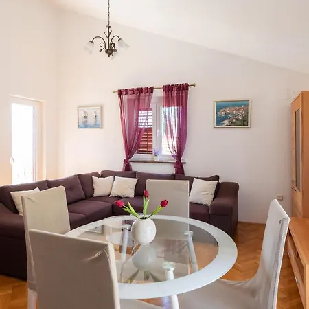 Beachfront Xxl - 2 Together - Apartment *