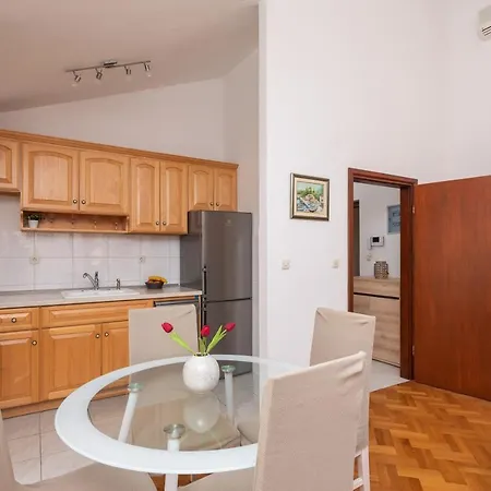 Beachfront Xxl - 2 Together - Apartment